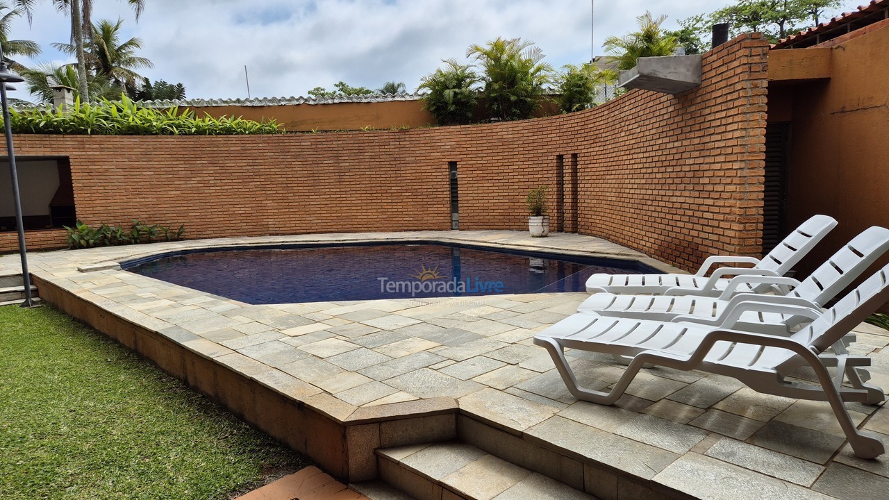 Casa para alquiler de vacaciones em Guarujá (Praia do Pernambuco)