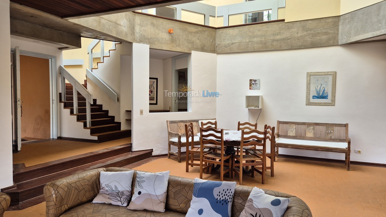 Casa para alquiler de vacaciones em Guarujá (Praia do Pernambuco)