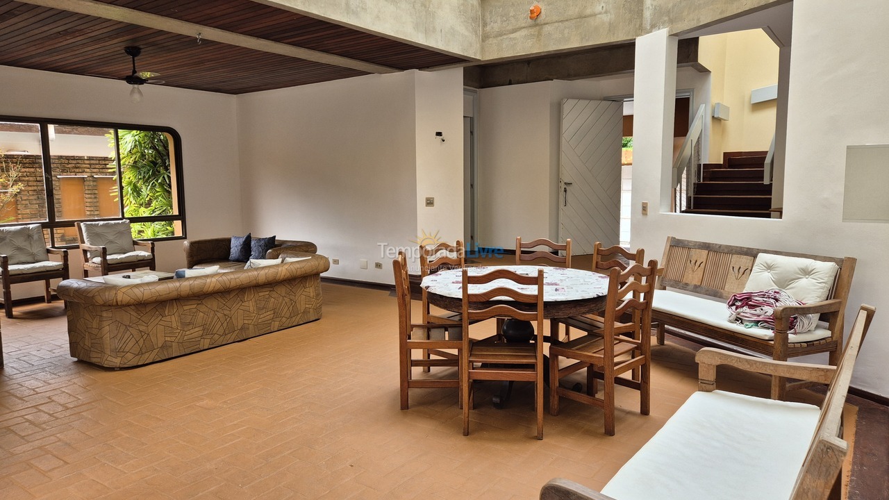 Casa para alquiler de vacaciones em Guarujá (Praia do Pernambuco)