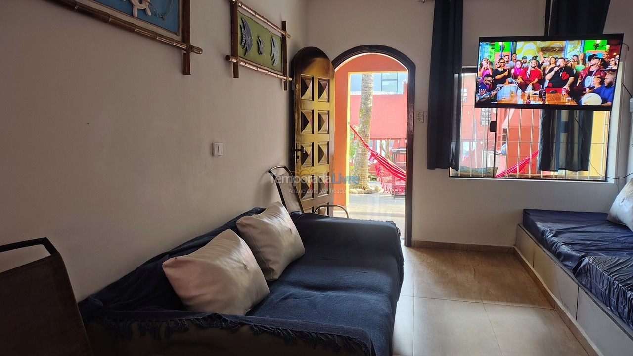 Casa para aluguel de temporada em Caraguatatuba (Praia da Cocanha)