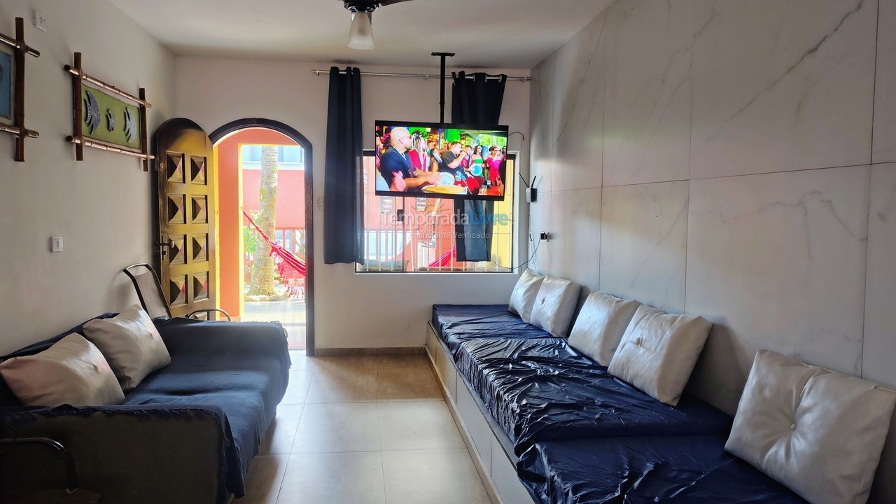 Casa para aluguel de temporada em Caraguatatuba (Praia da Cocanha)