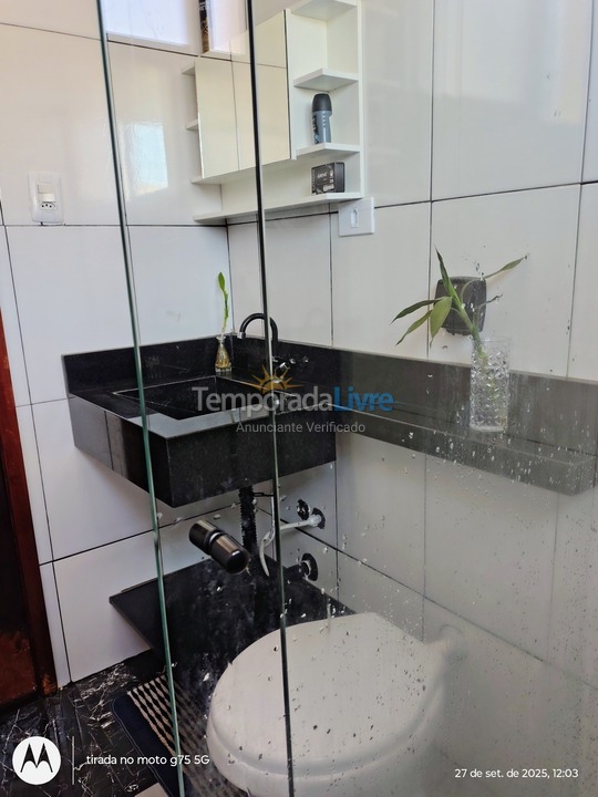 Casa para aluguel de temporada em Caraguatatuba (Praia da Cocanha)