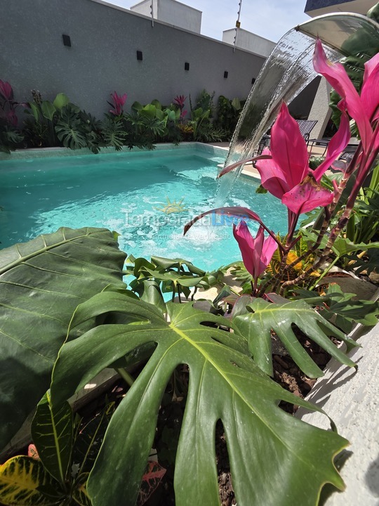 Casa para aluguel de temporada em Itapoá (Itapema do Norte)