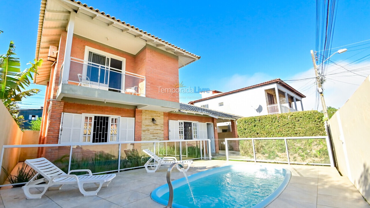 Casa para aluguel de temporada em Florianópolis (Ponta das Canas)