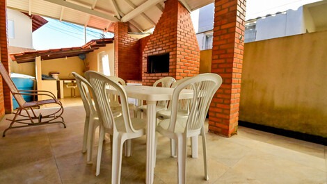 Excelente Casa para aluguel de temporada em Ponta das Canas,...