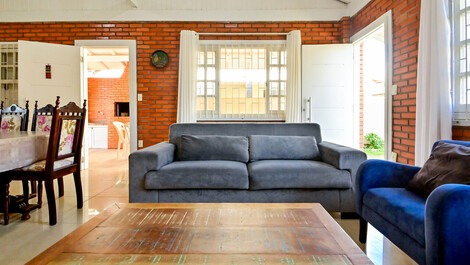 Excelente Casa para aluguel de temporada em Ponta das Canas,...