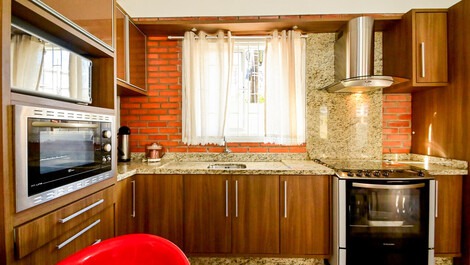 Excelente Casa para aluguel de temporada em Ponta das Canas,...