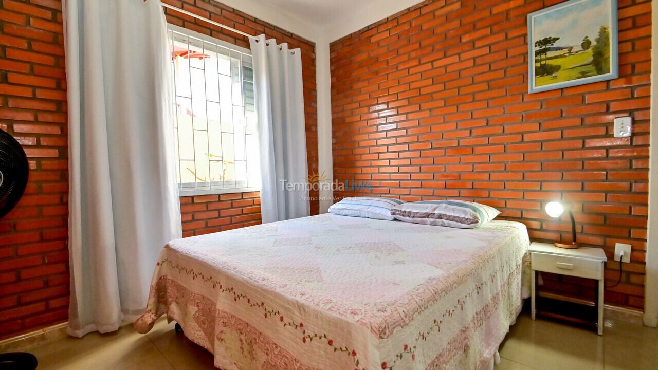 Casa para aluguel de temporada em Florianópolis (Ponta das Canas)