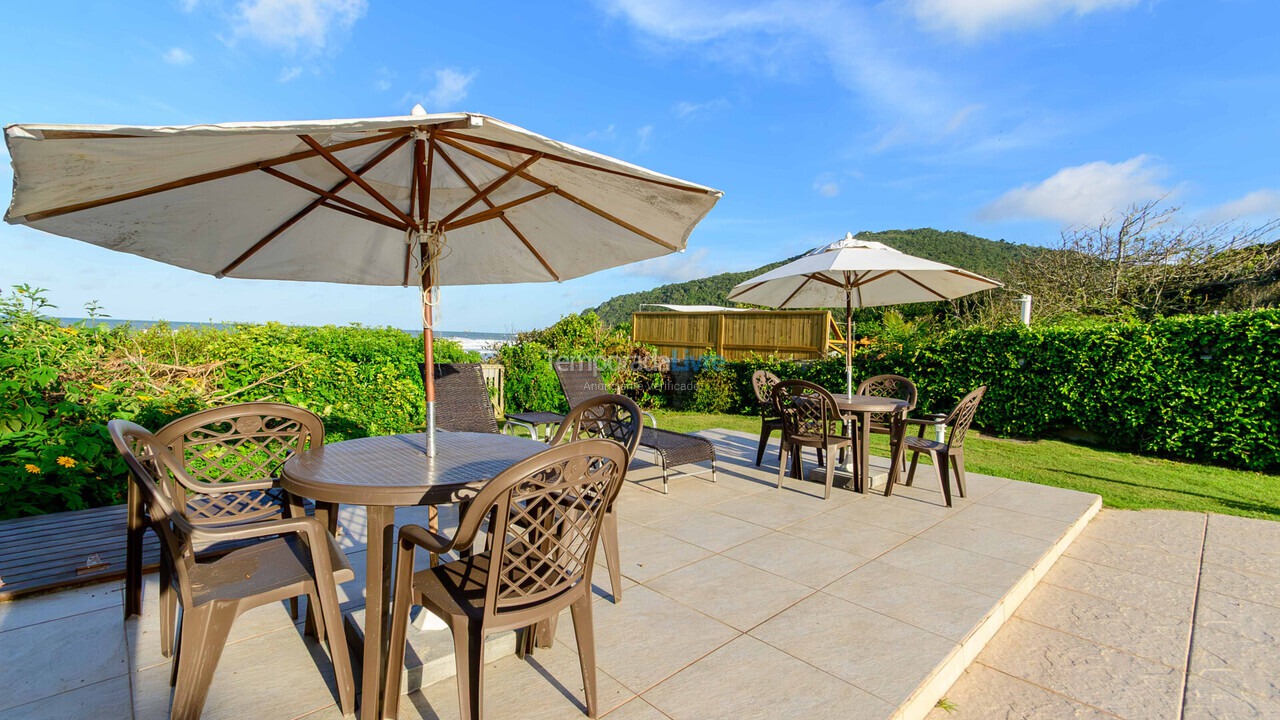 Casa para aluguel de temporada em Florianópolis (Brava)