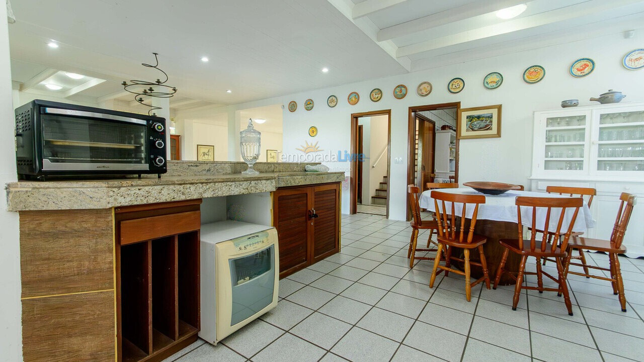 Casa para aluguel de temporada em Florianópolis (Brava)