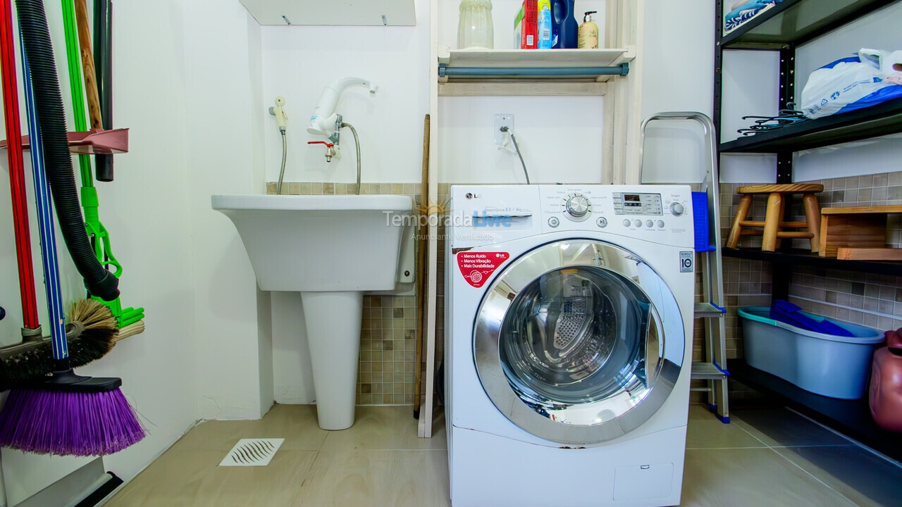 Casa para aluguel de temporada em Florianopolis (Canasvieiras)