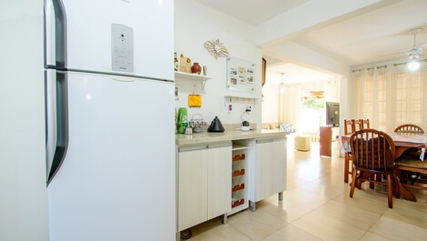 Excelente Casa para aluguel de temporada em Canasvieiras,...