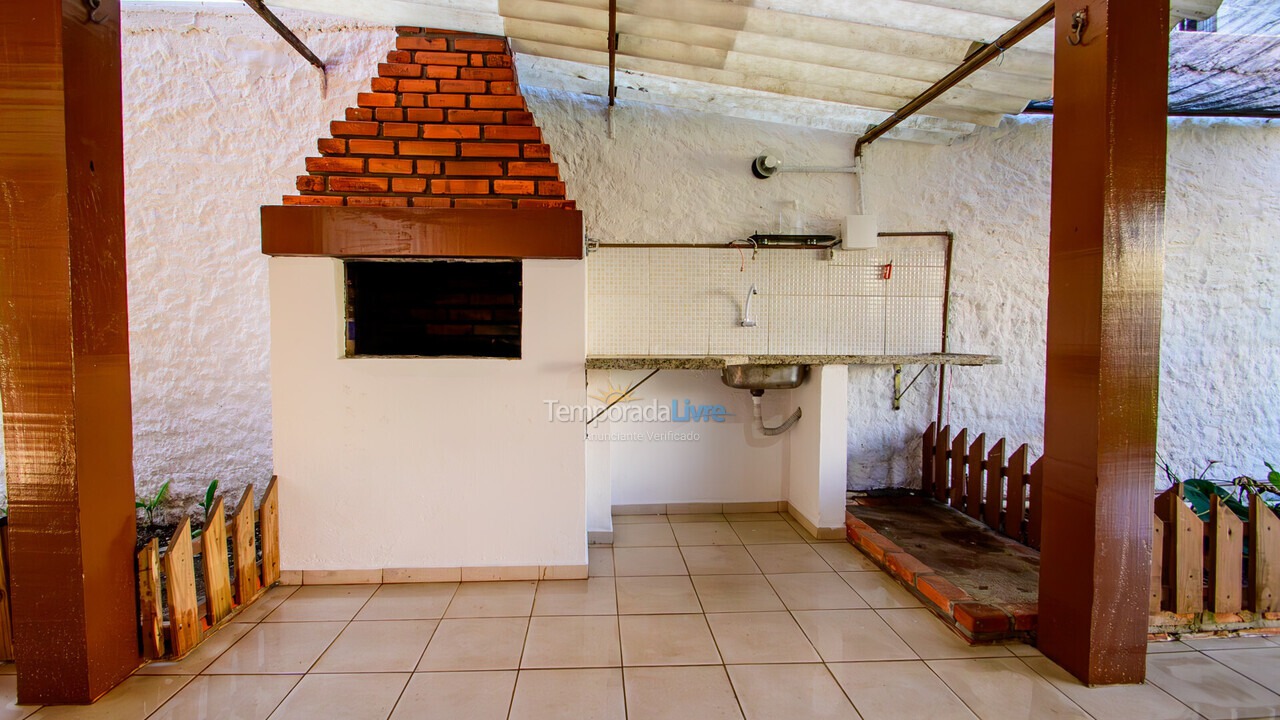 Casa para aluguel de temporada em Florianopolis (Canasvieiras)