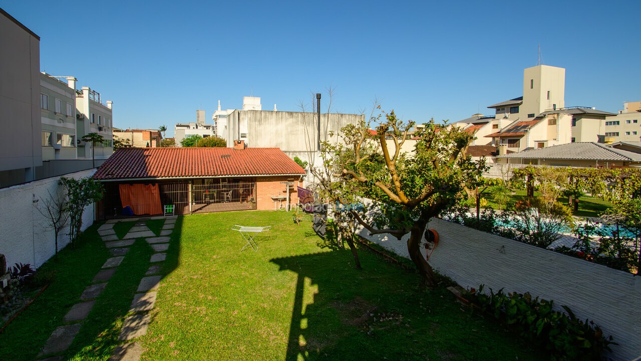 Casa para aluguel de temporada em Florianopolis (Canasvieiras)