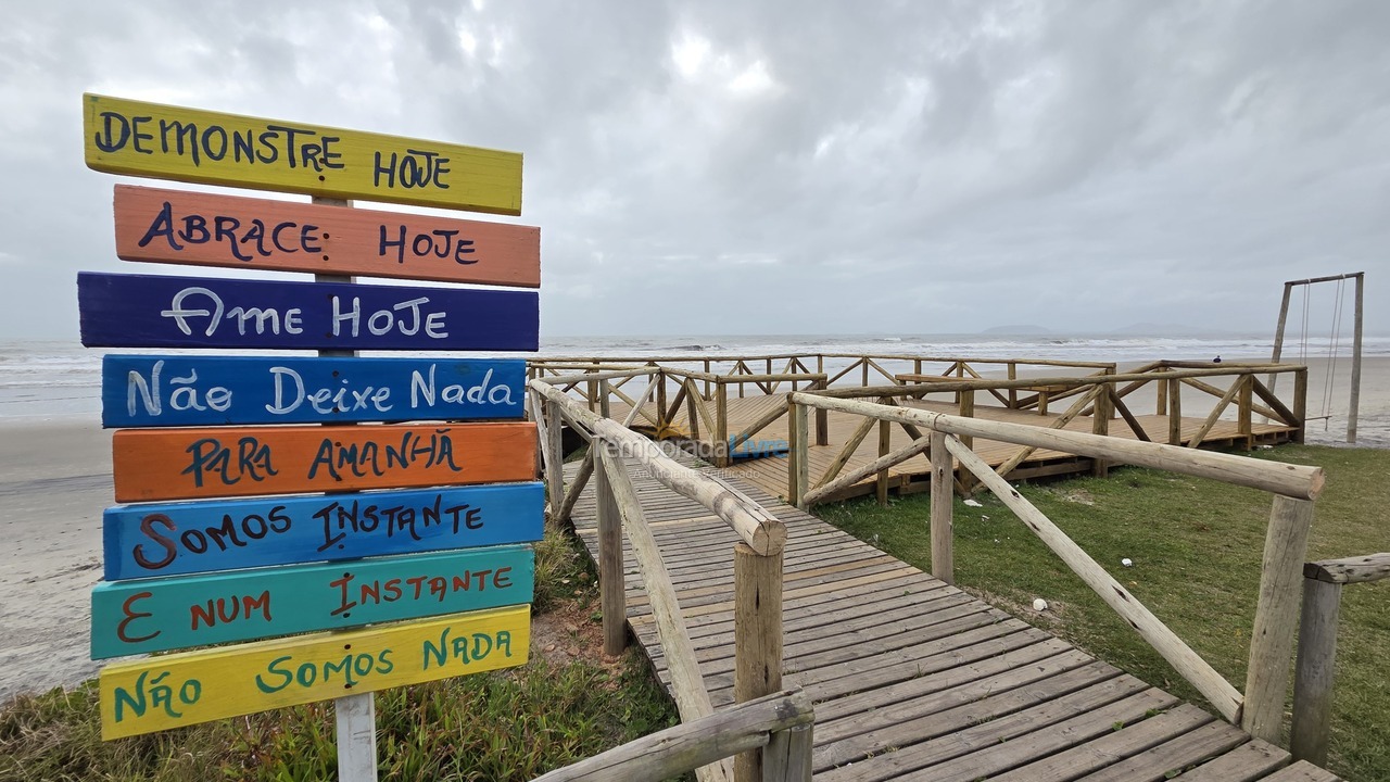 Casa para aluguel de temporada em Itapoá (Itapema do Norte)
