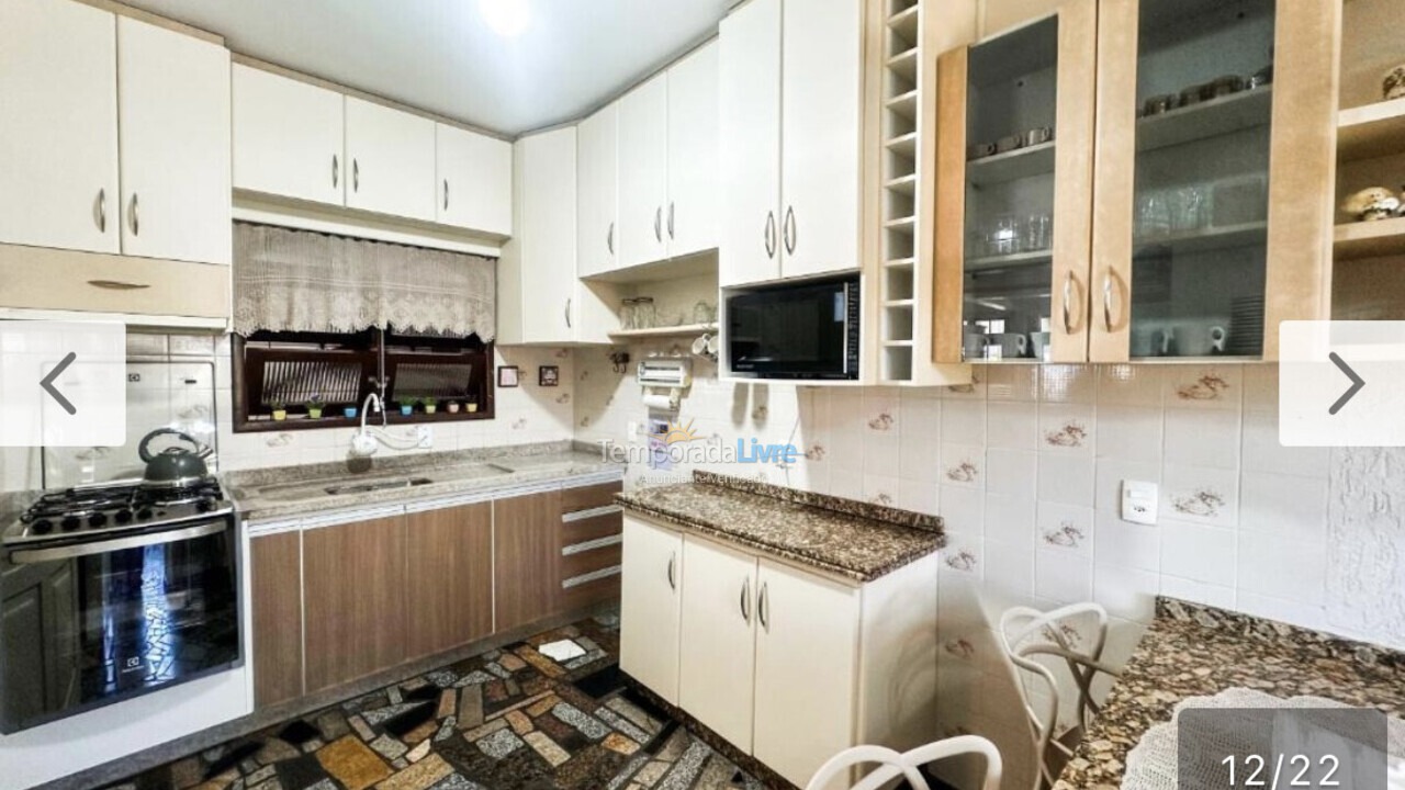 Casa para aluguel de temporada em Florianopolis (Praia dos Ingleses)