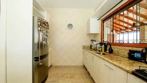 Enorme casa con alberca, alberca y área gourmet