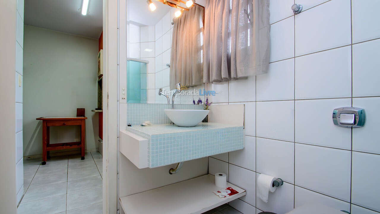 Apartamento para aluguel de temporada em Florianopolis (Praia dos Ingleses)