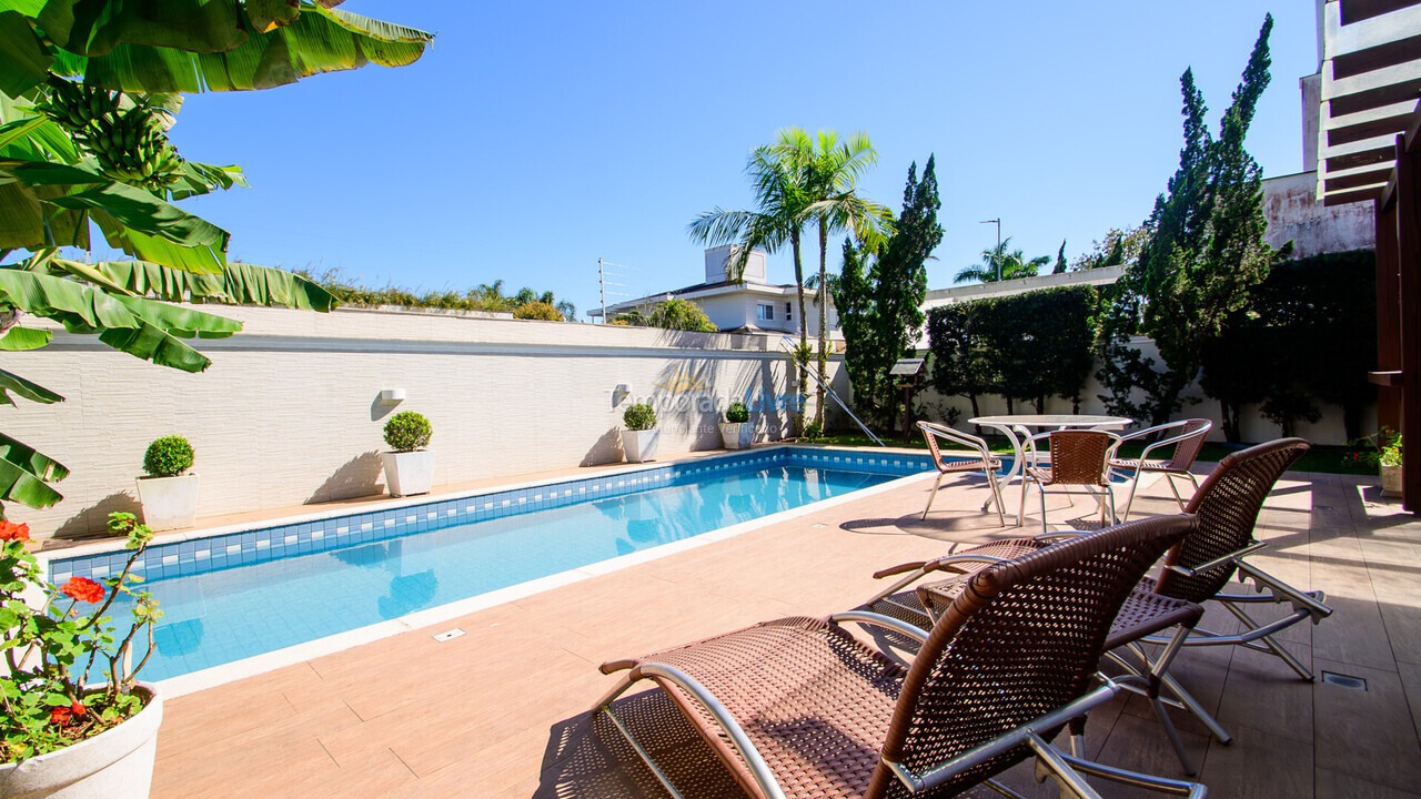 House for vacation rental in Florianopolis (Jurerê Internacional)