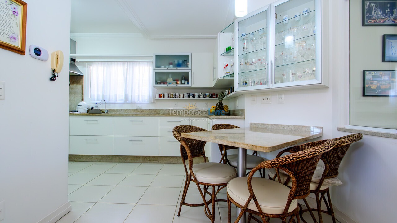 House for vacation rental in Florianopolis (Jurerê Internacional)