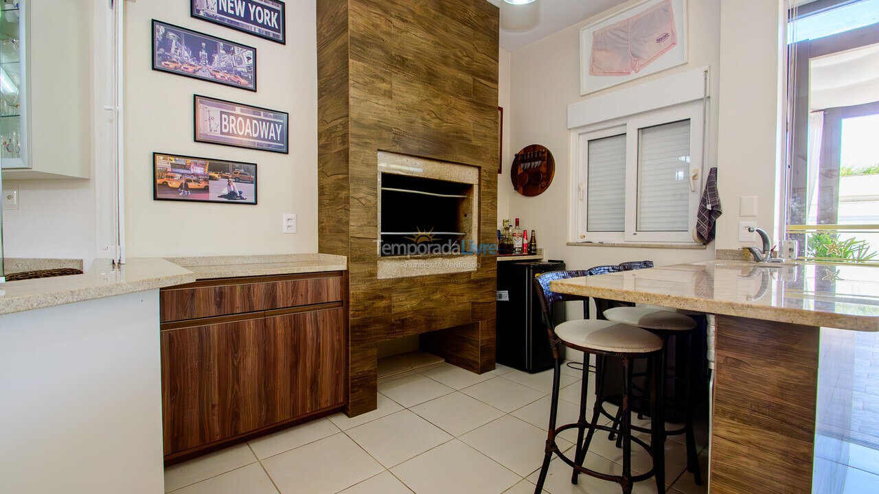 House for vacation rental in Florianopolis (Jurerê Internacional)