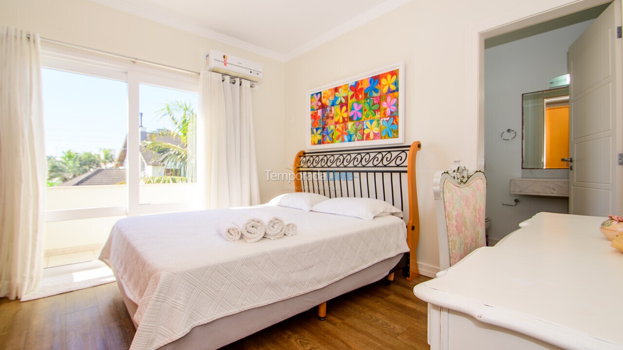 House for vacation rental in Florianopolis (Jurerê Internacional)
