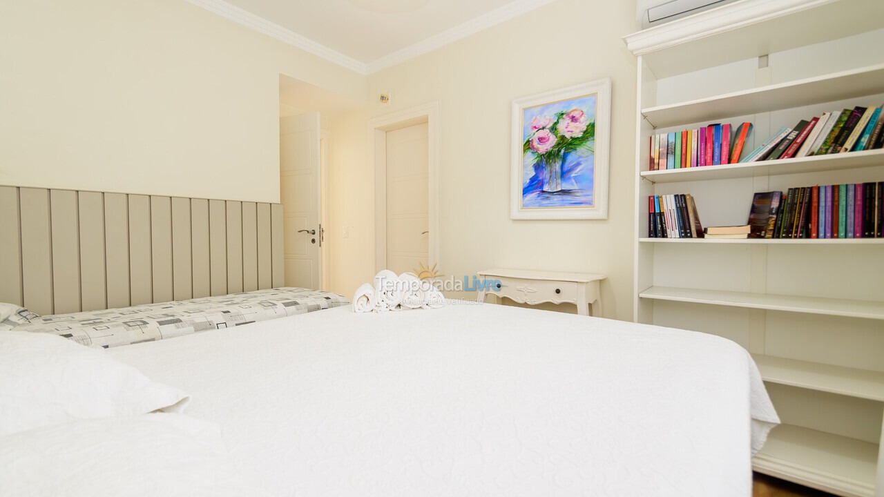 House for vacation rental in Florianopolis (Jurerê Internacional)