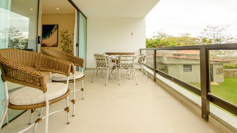 Excellent apartment standing on the sand, incredible view