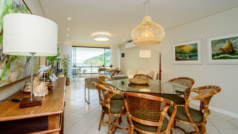 Excellent apartment standing on the sand, incredible view