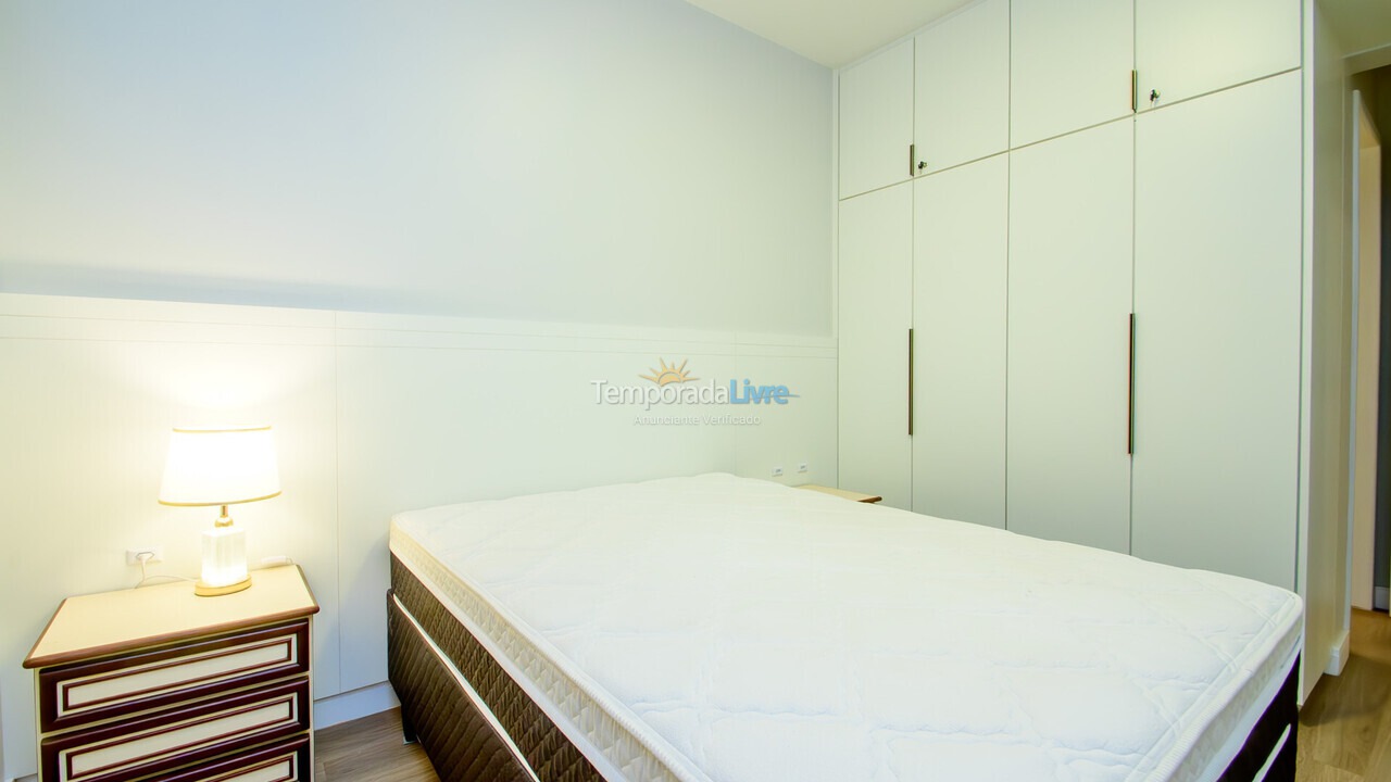 Apartamento para aluguel de temporada em Florianópolis (Brava)