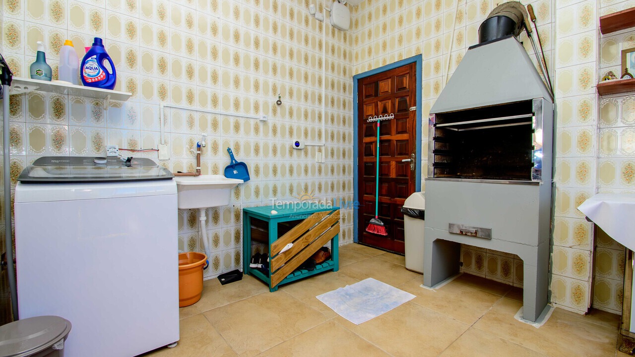 Casa para aluguel de temporada em Florianopolis (Praia dos Ingleses)