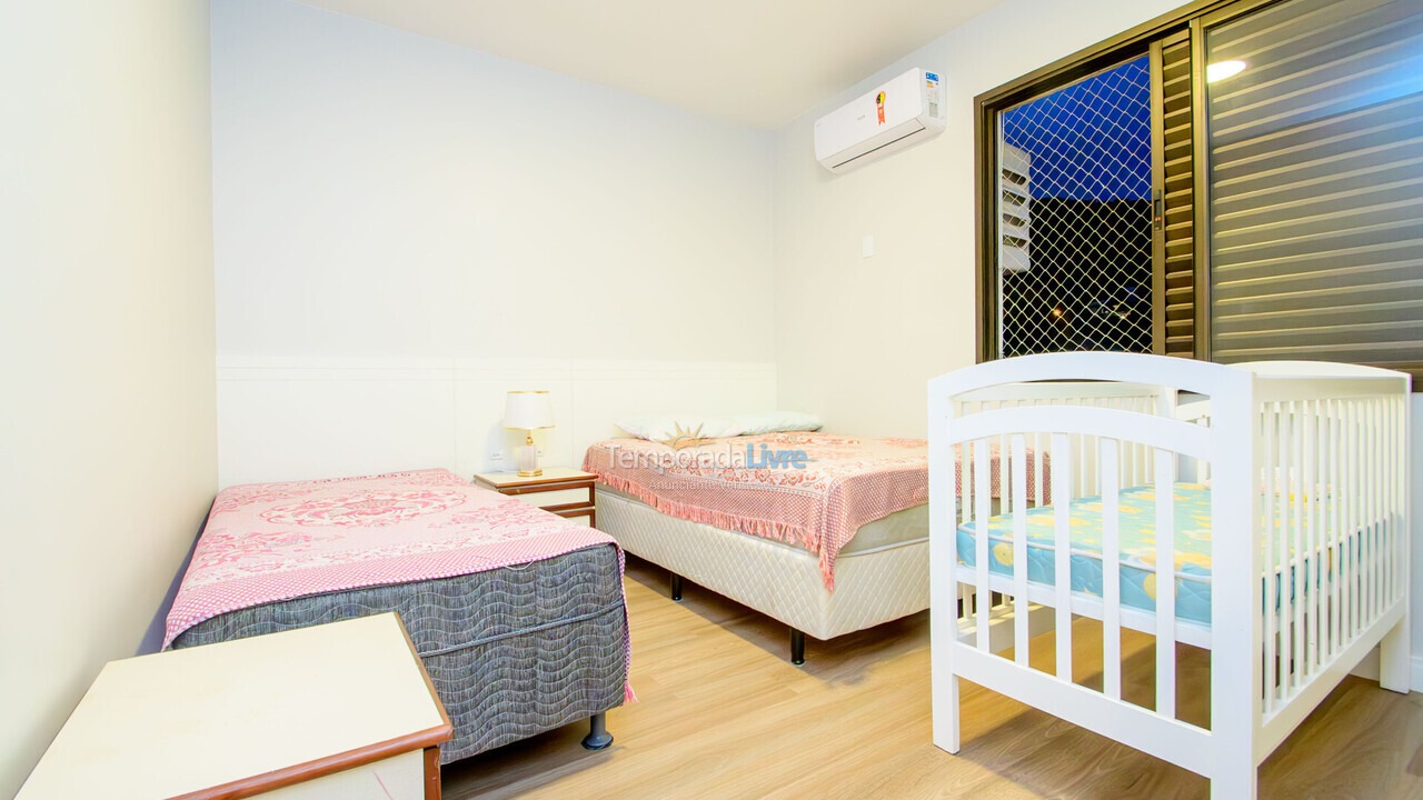 Apartamento para aluguel de temporada em Florianópolis (Brava)