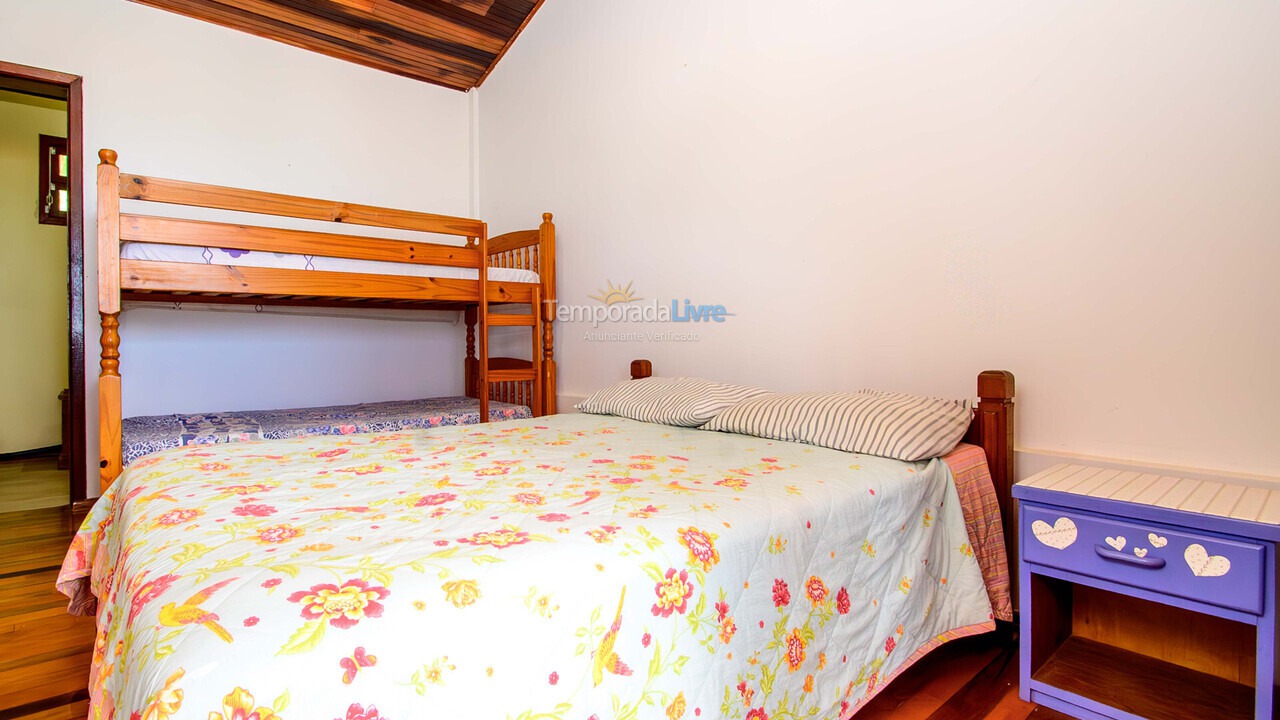 Casa para aluguel de temporada em Florianopolis (Praia dos Ingleses)