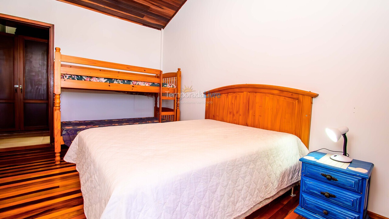 Casa para aluguel de temporada em Florianopolis (Praia dos Ingleses)