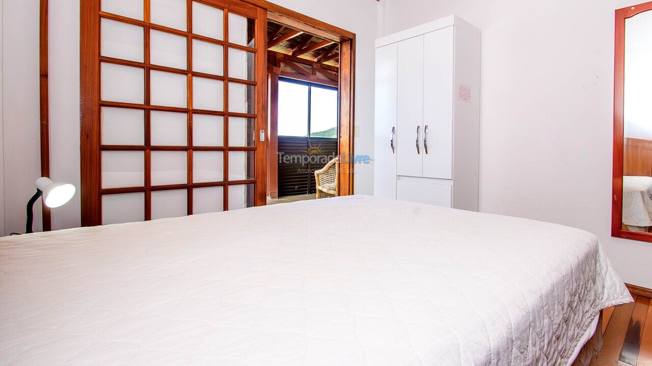 Casa para aluguel de temporada em Florianopolis (Praia dos Ingleses)