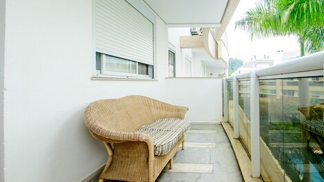 High standard apartment in Brisas de Jurerê