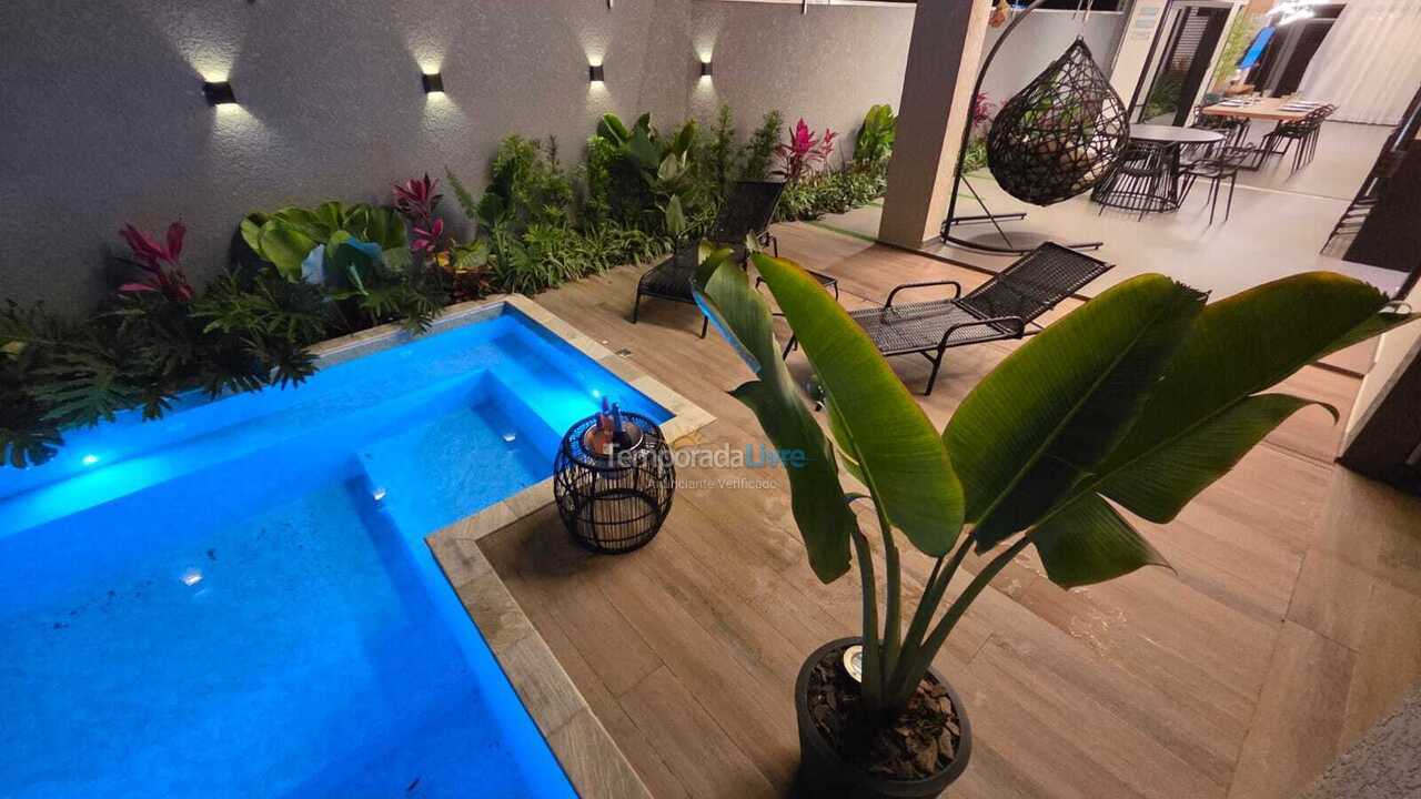 Casa para aluguel de temporada em Itapoá (Itapema do Norte)