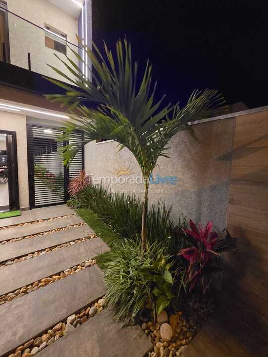 Casa para aluguel de temporada em Itapoá (Itapema do Norte)