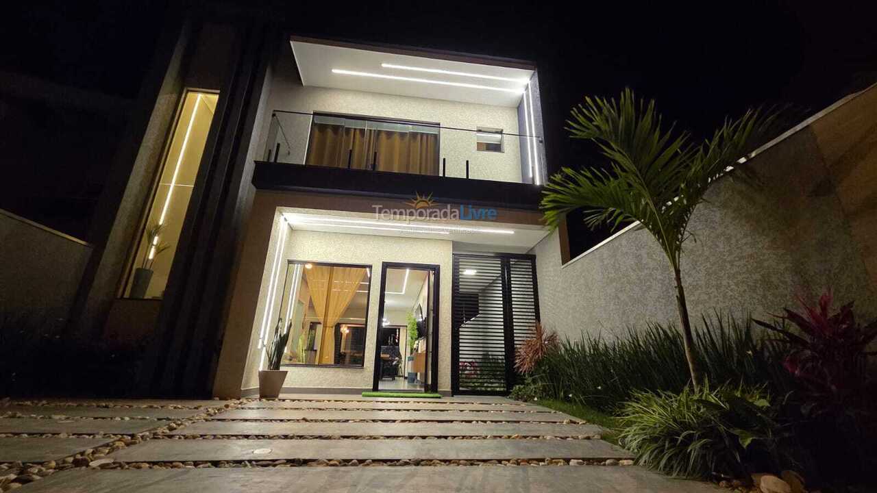 Casa para aluguel de temporada em Itapoá (Itapema do Norte)