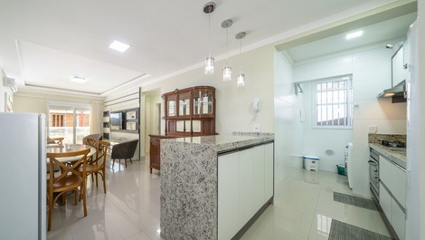 Apartamento para alugar em Bombinhas - Praia de Quatro Ilhas