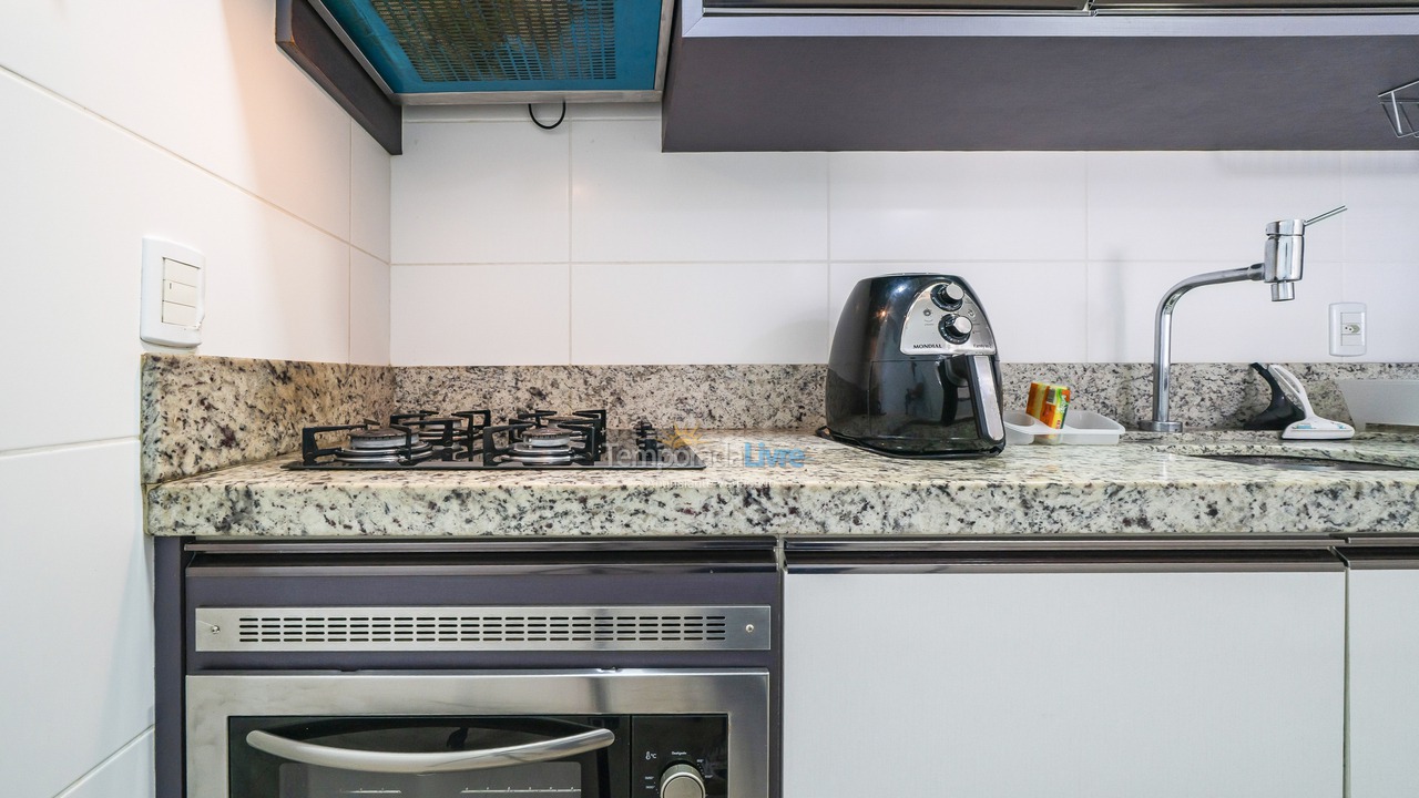 Apartamento para aluguel de temporada em Bombinhas (Praia de Quatro Ilhas)