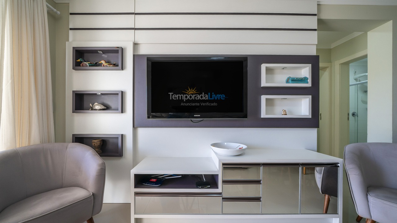 Apartamento para aluguel de temporada em Bombinhas (Praia de Quatro Ilhas)