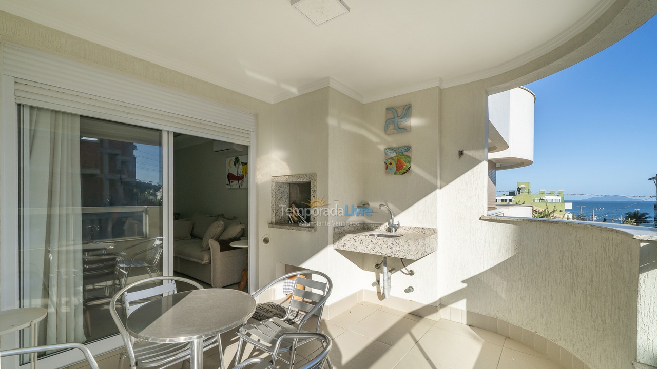 Apartamento para aluguel de temporada em Bombinhas (Praia de Quatro Ilhas)