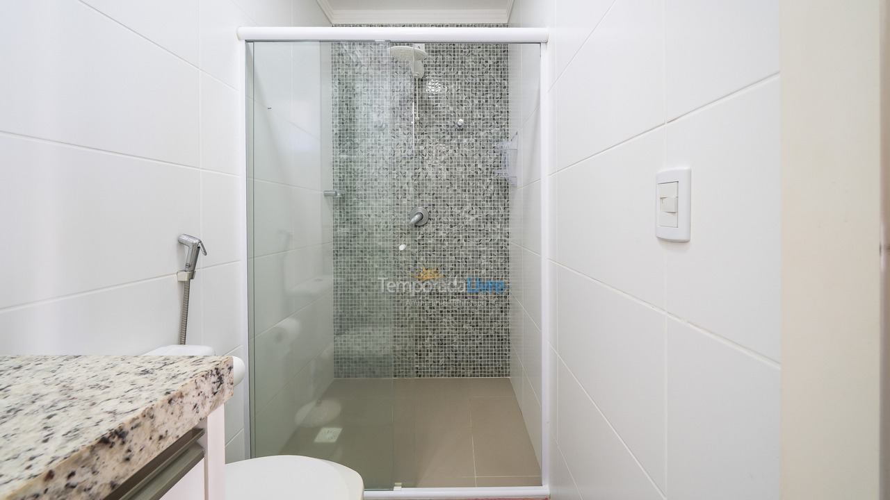 Apartamento para aluguel de temporada em Bombinhas (Praia de Quatro Ilhas)