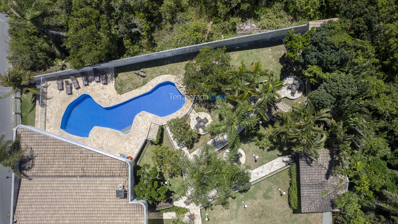 Apartamento para aluguel de temporada em Bombinhas (Praia de Quatro Ilhas)