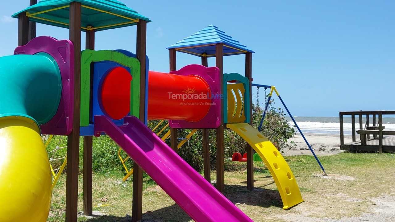 Apartamento para aluguel de temporada em Itapoá (Balneário Rio Gracioso)