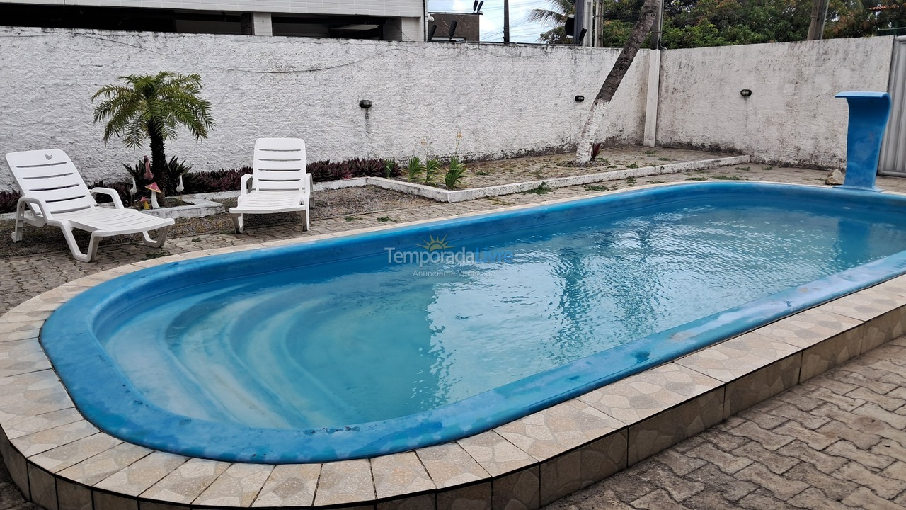 Casa para aluguel de temporada em Conde (Praia de Carapibus)