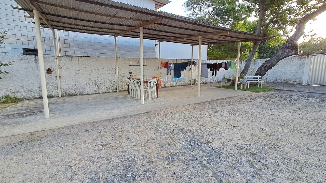 Casa para aluguel de temporada em Conde (Praia de Carapibus)