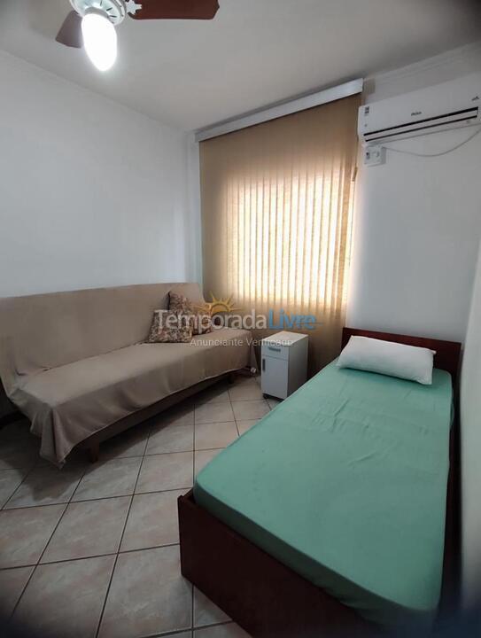 Apartamento para alquiler de vacaciones em Itapema (Meia Praia)