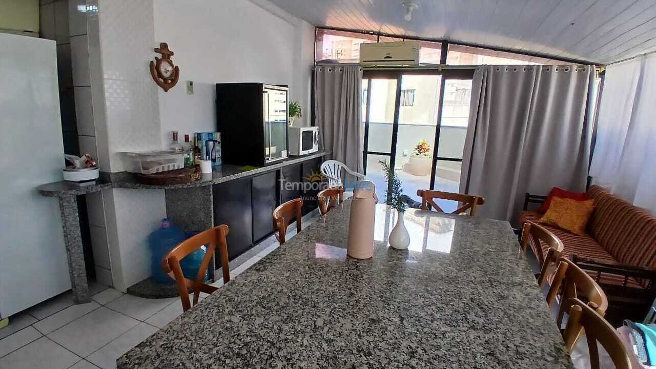 Apartamento para aluguel de temporada em Itapema (Meia Praia)